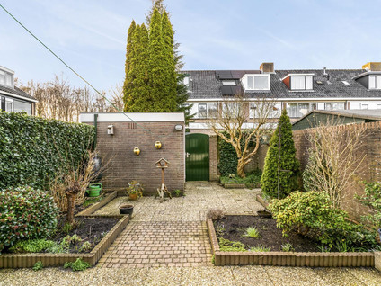 van Wassenaarstraat 1