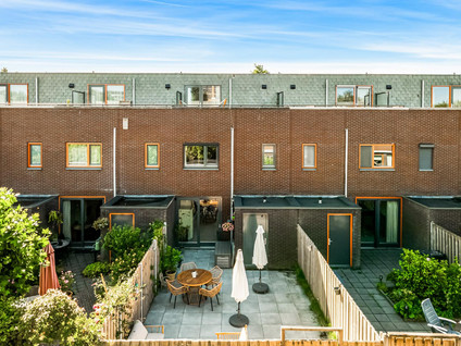 Rozenkwartsstraat 13