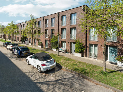 Midzwaard 23