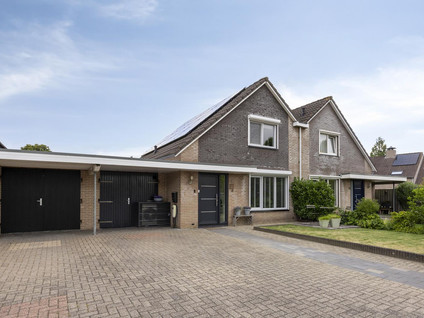 Steenakker 9