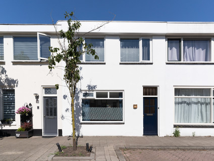 Middelharnissestraat 12