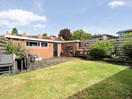 Burg.Van Höevellstraat 6