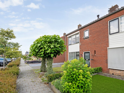 Burg.Van Höevellstraat 6