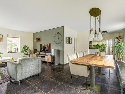 Buitenlanden 6