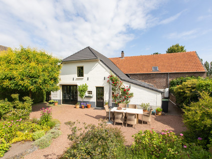 Valkstraat 10
