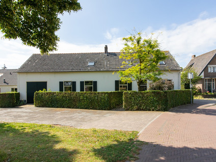 Valkstraat 10