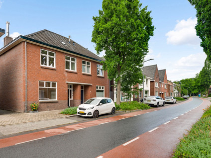 Kerkstraat 32