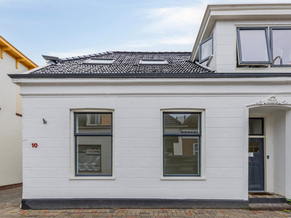 Torenstraat 10