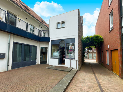 Bovenste Straat 52