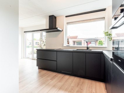Uitdamstraat 9