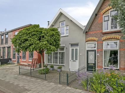 M.A.de Ruijterlaan 34