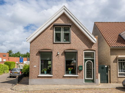 Kerksingel 32