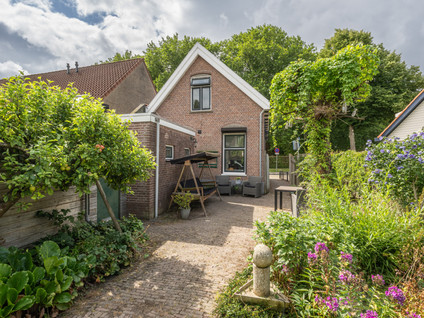 Kerksingel 32