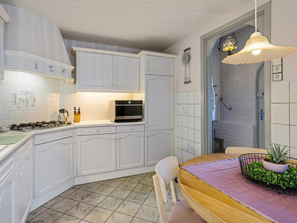 Onze-Lieve-Vrouwestraat 2
