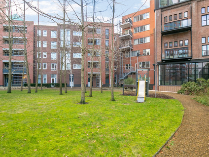 Muzenstraat 74