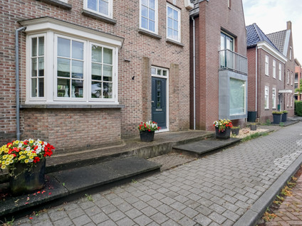Laansloot 8