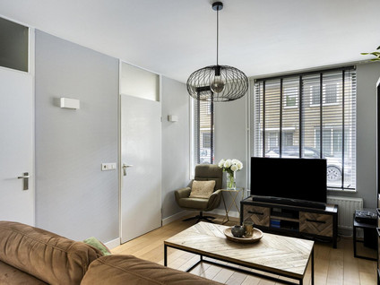 Giessenstraat 11
