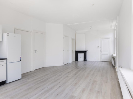 Koninginnestraat 81