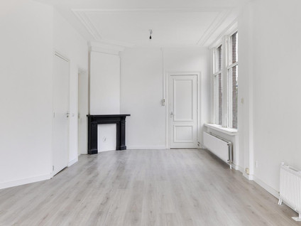 Koninginnestraat 81