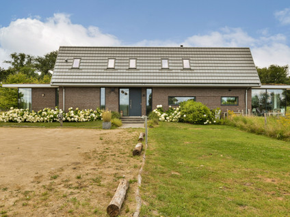 Dorpeldijk 13