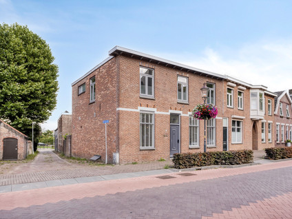 Raadhuisstraat 21