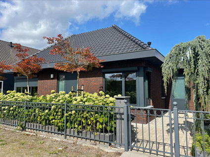 Roode Kreek 4