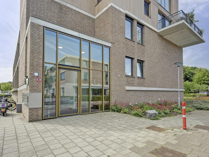 Kloostertuin 64