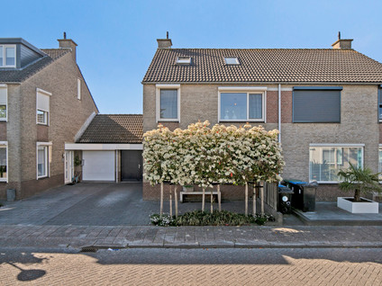 Zwartewaal 37