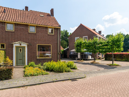 Schoolstraat 13