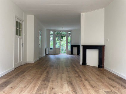 Admiraal de Ruijterweg 354 1