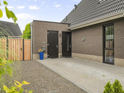 Kastanjehout 1