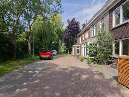 Amstelstraat 27
