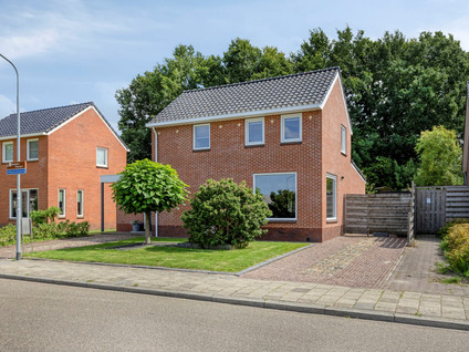 Oosterstraat 25