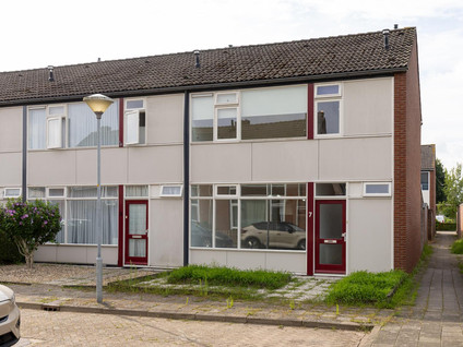 Prof.Van der Leeuwstraat 7