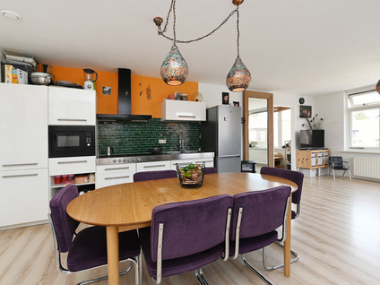 Helmstraat 14b