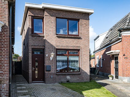 Oude Vriezenveenseweg 18