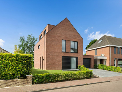 Spoorstraat 73