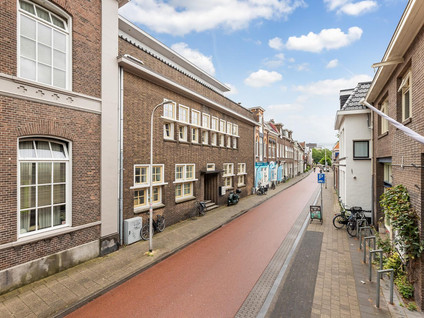 Van Karnebeekstraat 69F