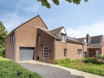 Burg. Mr W.J.Merckelbachlaan 1