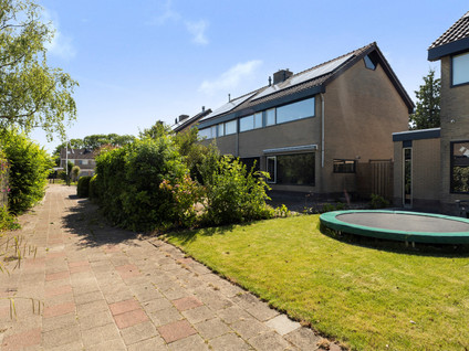 S L Mansholtplein 13