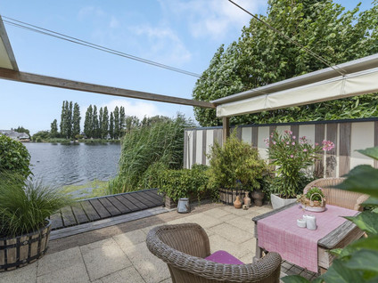 Prins Bernhardstraat 17