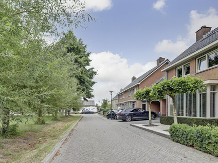 I.G.J.van den Boschstraat 43