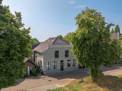 Graaf van Solmsweg 85