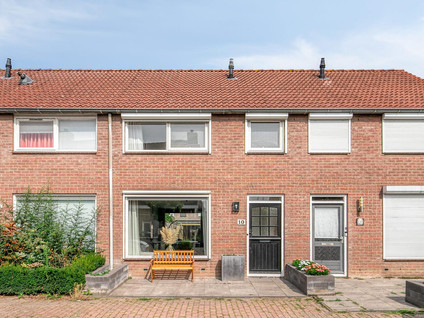 Haringvliet 10