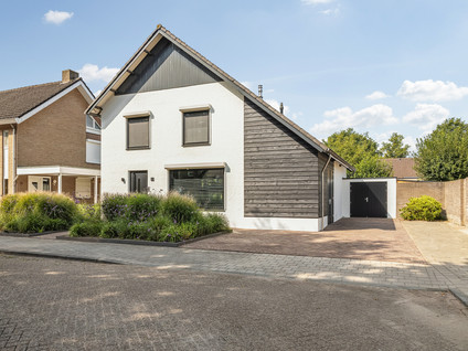 Emmastraat 23