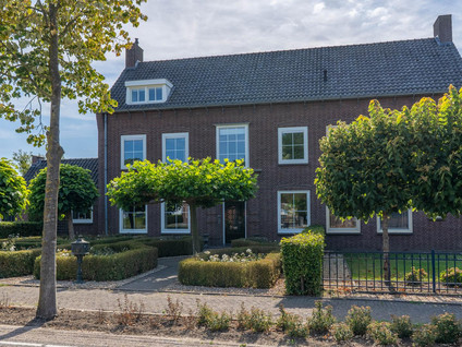 Grotestraat 8