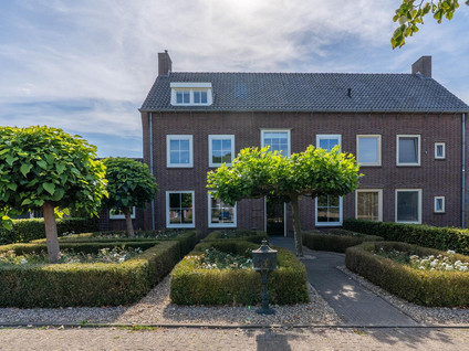 Grotestraat 8