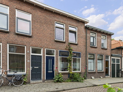 Mr. D.J. van Heusdestraat 12