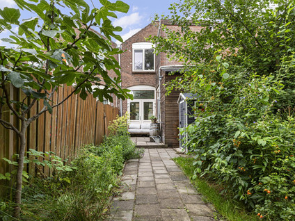 Mr. D.J. van Heusdestraat 12