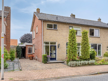 Bergstraat 18